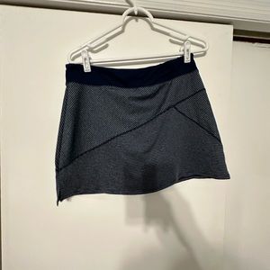 Cute stepped navy blue skort